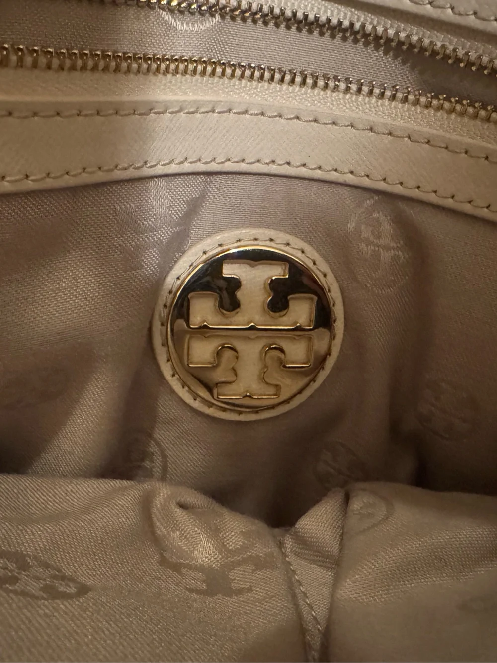 N/A elegant cream